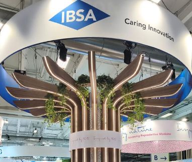 IBSA all'ESHRE 2025 attraverso scienza e dialogo